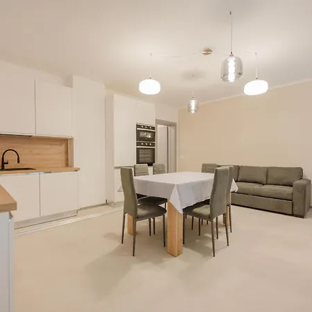 Appartement - Elegante Con Parcheggio Privato Pt *
